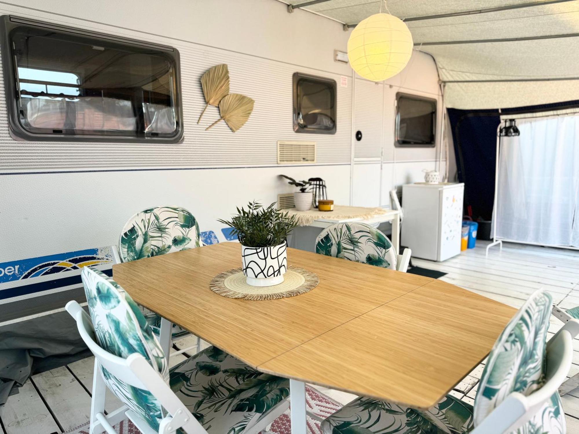 Przyczepy Kempingowe Osk Lok By Q4Camp Jastarnia Exteriör bild